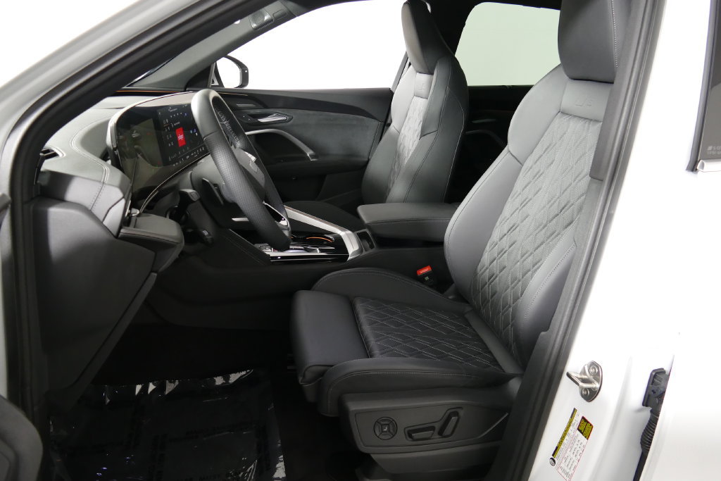 Used 2025 Audi SQ5 Premium Plus w/ Premium Plus Package AWD/4WD image 10