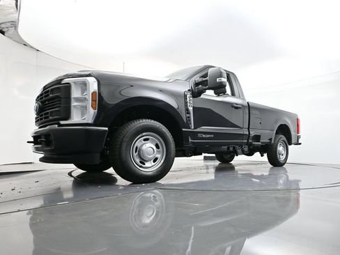 Used 2026 Ford F250 XL w/ XL Driver Assist Package RWD image 28