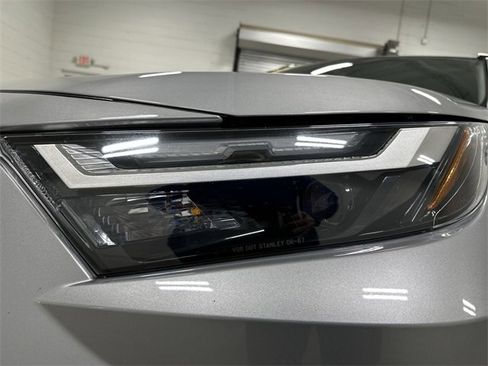 Used 2024 Toyota RAV4 XLE image 11