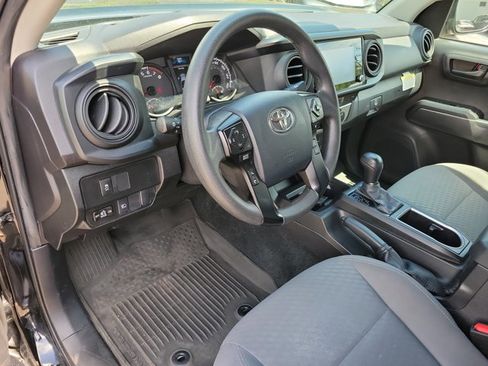 Used 2023 Toyota Tacoma SR AWD/4WD image 4