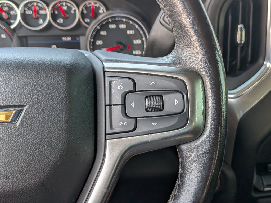 Used 2021 Chevrolet Silverado 1500 LT AWD/4WD image 23