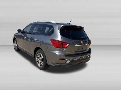Used 2018 Nissan Pathfinder SV AWD/4WD image 5
