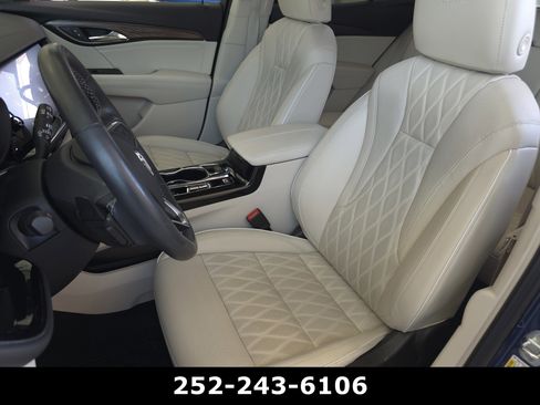 Used 2023 Buick Envision Avenir FWD image 9