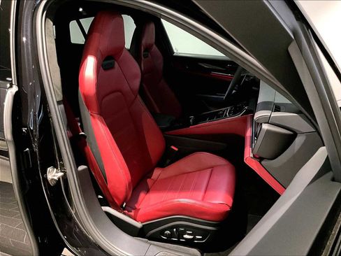 Used 2025 Porsche Panamera GTS image 22
