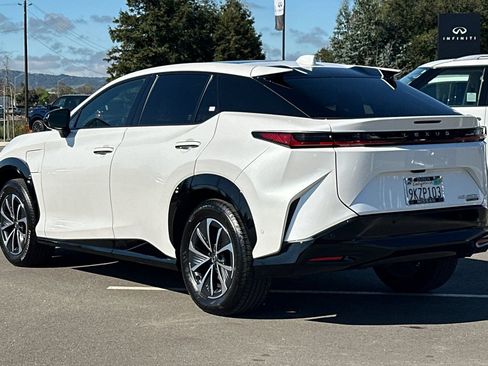 Used 2023 Lexus RZ 450e Premium w/ Technology Package image 6