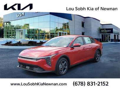 New 2025 Kia K4 LXS