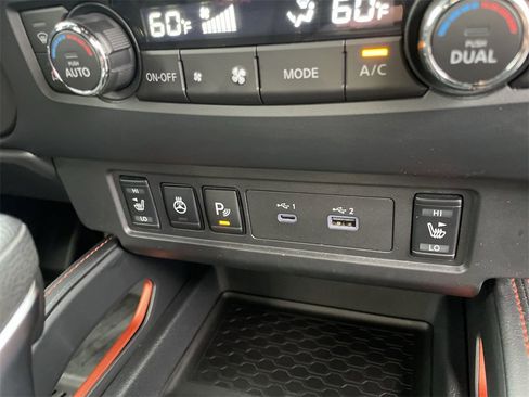 Used 2022 Nissan Frontier Pro-X image 26