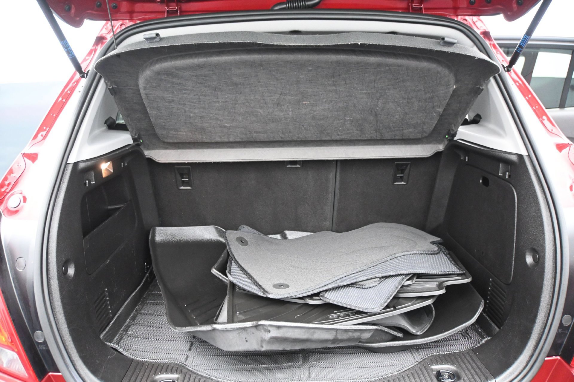 Used 2019 Chevrolet Trax LT w/ Sun & Sound Package AWD/4WD image 15