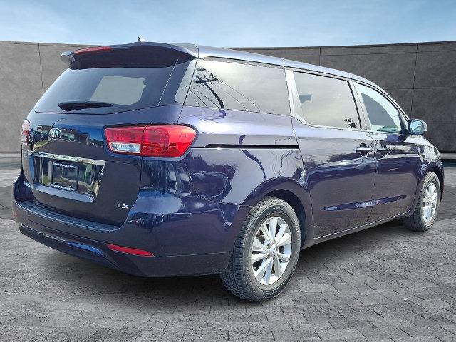 Used 2018 Kia Sedona LX FWD image 6