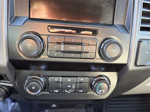 Used 2020 Ford F450 XL w/ STX Appearance Package image 29