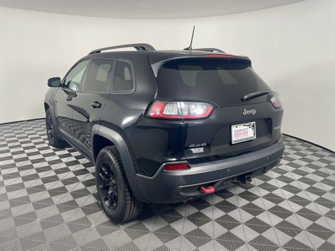 Used 2019 Jeep Cherokee Trailhawk w/ Cold Weather Group image 3