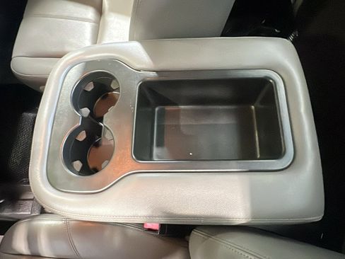 Used 2010 Chevrolet Silverado 3500 W/T w/ Snow Plow Prep Package image 20