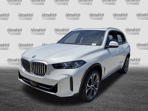 New 2026 BMW X5 sDrive40i w/ Premium Package RWD image 5
