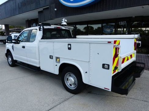 Used 2019 Ford F250 XL w/ Power Equipment Group image 3