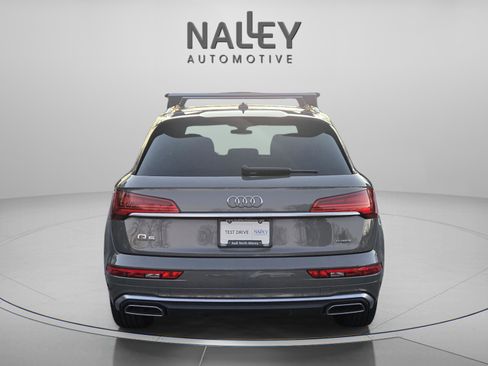 Used 2023 Audi Q5 2.0T Premium w/ Convenience Package image 4