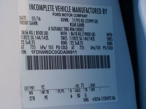 Used 2016 Ford F650 2WD Crew Cab Super Duty image 59