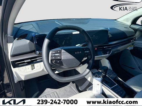 New 2026 Kia Sportage SX image 25