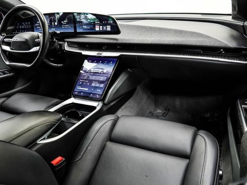 Used 2025 Lucid Air Touring AWD/4WD image 22