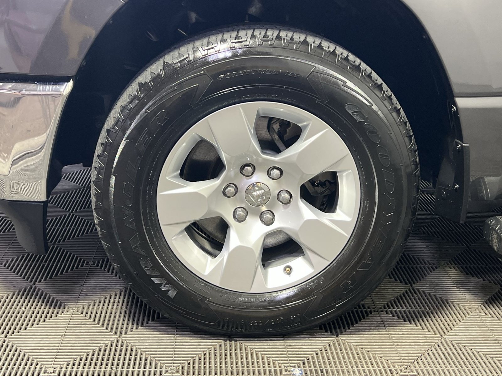 Used 2021 RAM 1500 Big Horn AWD/4WD image 12