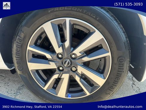 Used 2023 Nissan Versa S w/ S Plus Package FWD image 25