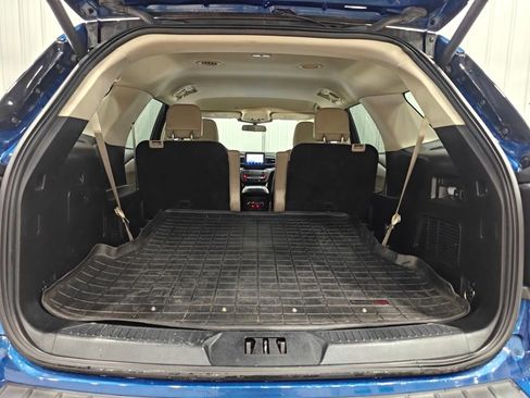 Used 2020 Ford Explorer XLT w/ Equipment Group 202A image 34