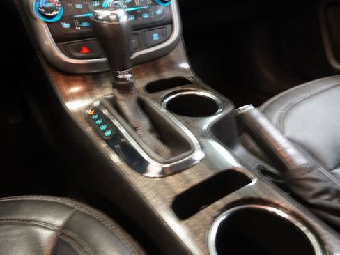 Used 2015 Chevrolet Malibu LT w/ Leather Package image 23