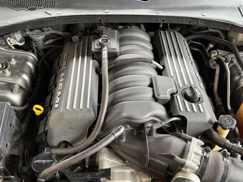 Used 2012 Dodge Charger SRT8 RWD image 33