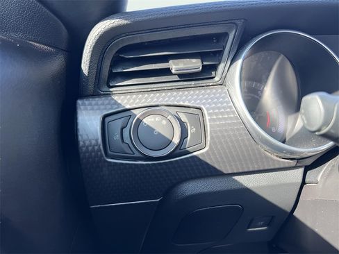 Used 2019 Ford Mustang Coupe w/ Ecoboost Performance Package image 20