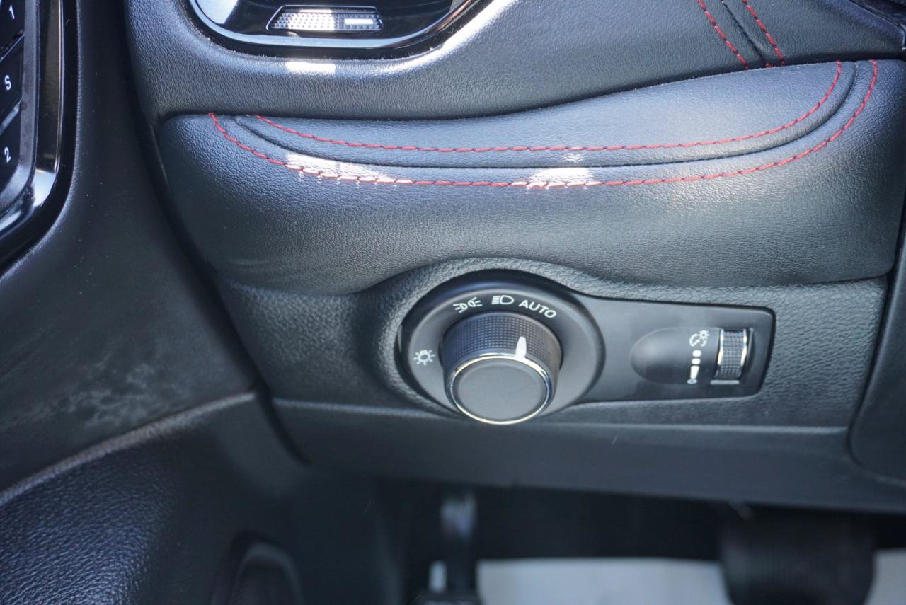 Used 2024 Dodge Durango R/T AWD/4WD image 11