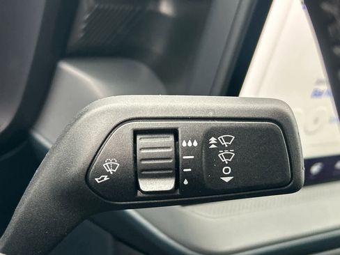 New 2025 Ford Maverick XLT w/ XLT Luxury Package image 25