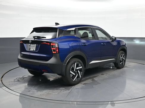 Used 2026 Nissan Kicks SV FWD image 10