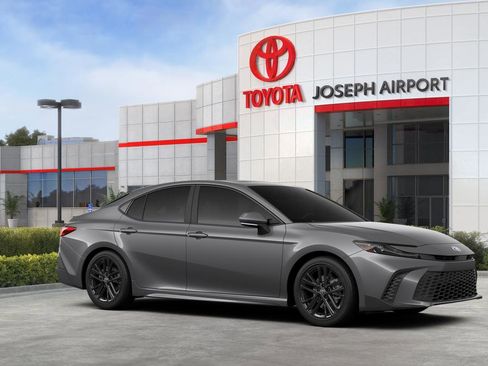 New 2026 Toyota Camry SE FWD image 30