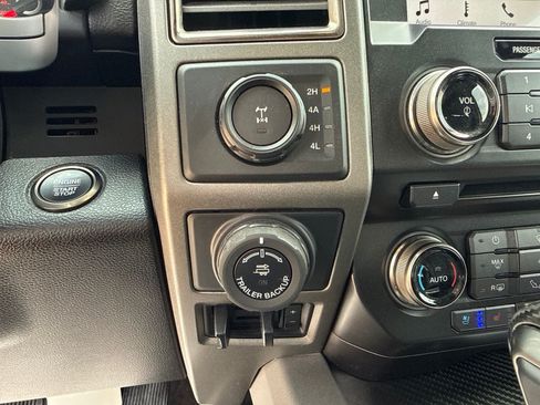 Used 2018 Ford F150 Raptor w/ Equipment Group 802A Luxury AWD/4WD image 27