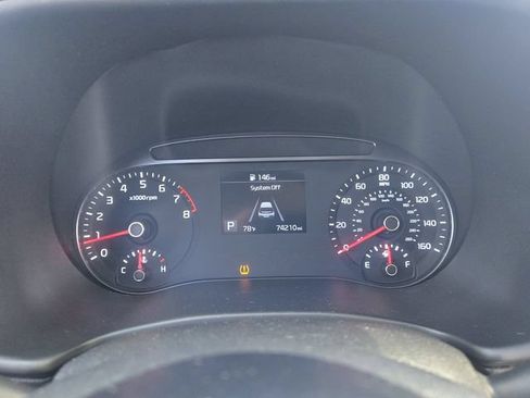 Used 2022 Kia Soul LX w/ Technology Package FWD image 16