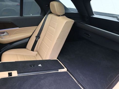 Used 2025 Mercedes-Benz GLE 450e 4MATIC image 22