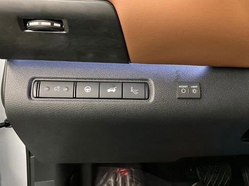 New 2026 Nissan Pathfinder Platinum AWD/4WD image 64