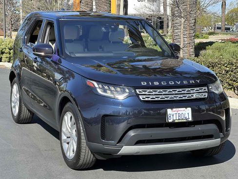 Used 2019 Land Rover Discovery HSE image 18