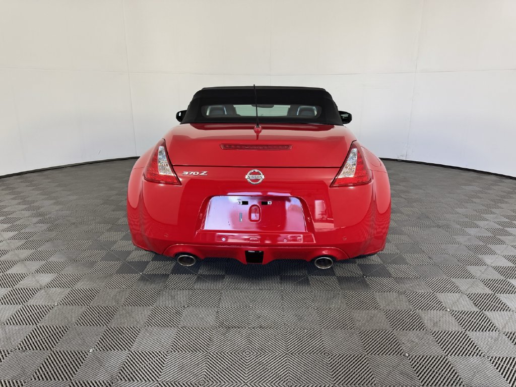 Used 2010 Nissan 370Z Touring w/ Sport Pkg RWD image 20