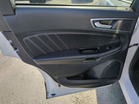 Used 2019 Ford Edge ST w/ Convenience Package image 31