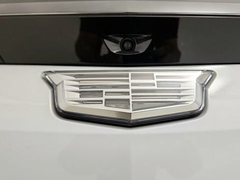 Used 2026 Cadillac Vistiq Platinum w/ LPO, Floor Liner Package AWD/4WD image 34