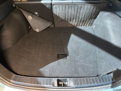 Used 2019 Toyota Prius XLE AWD/4WD image 22