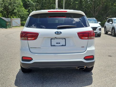 Used 2019 Kia Sorento AWD image 7