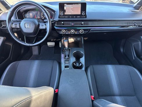 Used 2025 Honda Civic Sport image 21