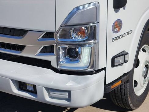 New 2024 Chevrolet Low Cab Forward 5500XD RWD image 14