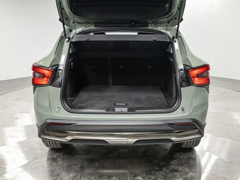 Used 2025 Chevrolet Trax ACTIV w/ Driver Confidence Package image 6