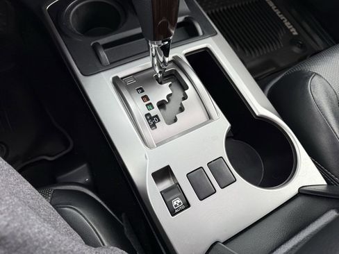 Used 2020 Toyota 4Runner Limited image 36