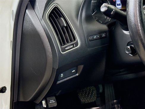 Used 2023 INFINITI Q50 Luxe w/ Cargo Package image 10