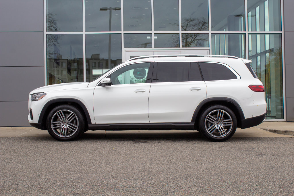 Used 2026 Mercedes-Benz GLS 450 4MATIC image 7