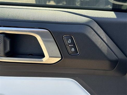 New 2025 Ford Bronco 2-Door image 14