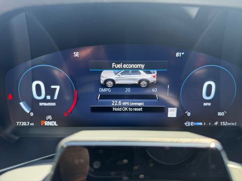 Used 2025 Ford Explorer ST-Line w/ Premium Package RWD image 16